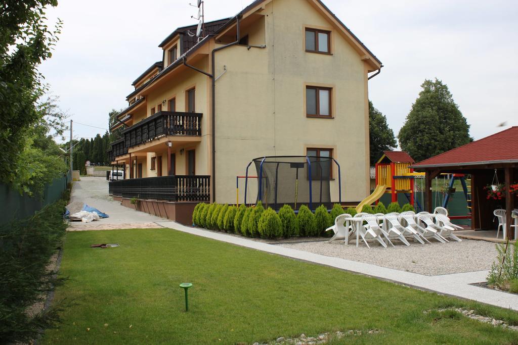 Privat Arcadia Lägenhet Podhájska Exteriör bild